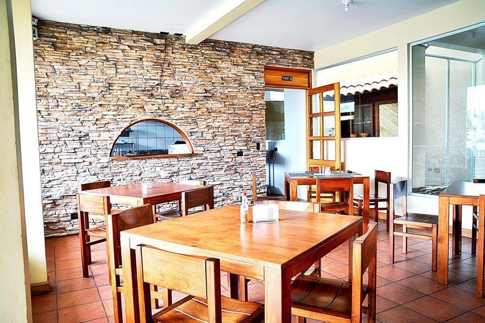 Hotel La Villa Quesada  Esterno foto