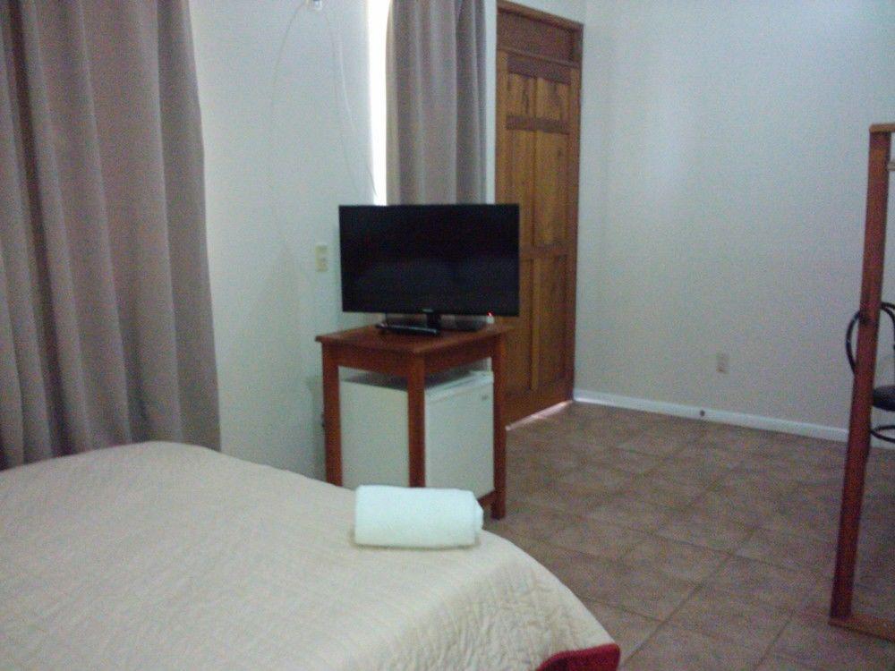 Hotel La Villa Quesada  Esterno foto