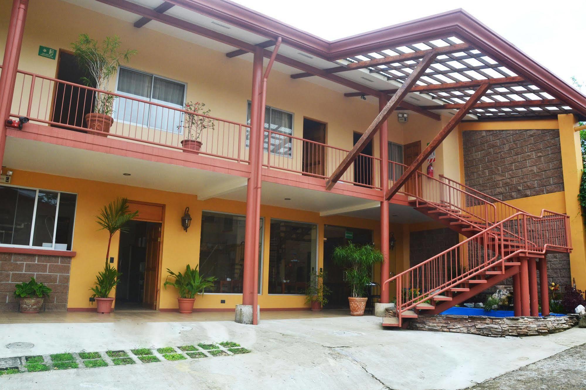 Hotel La Villa Quesada  Esterno foto