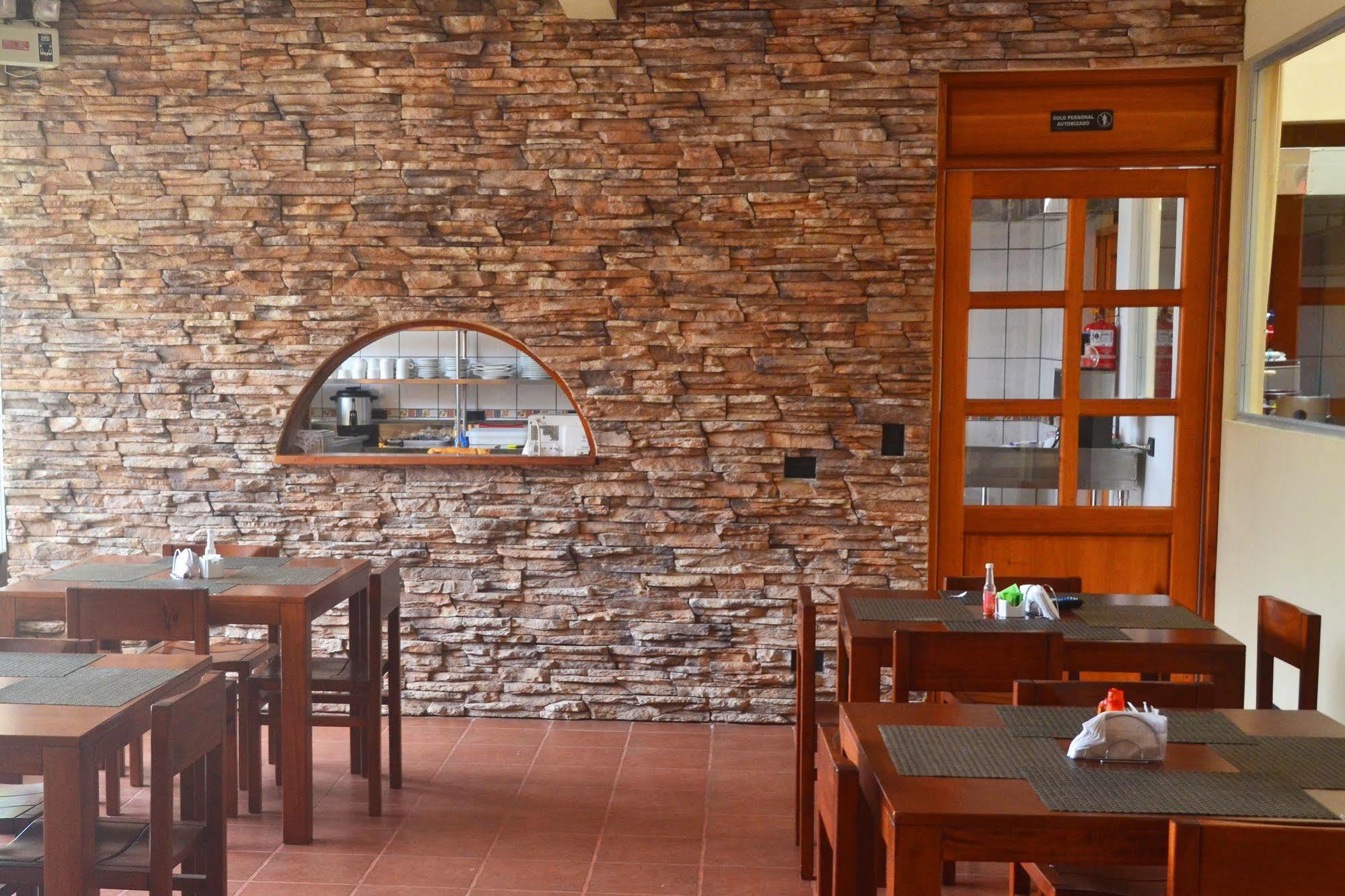 Hotel La Villa Quesada  Esterno foto